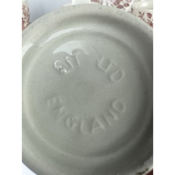 Red / Pink Transferware Cup and Saucer EIT England Roses Floral 15 Pieces - Picture 5 of 8